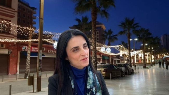 Qytetarët e prekur nga tërmeti në çadra,&hellip;