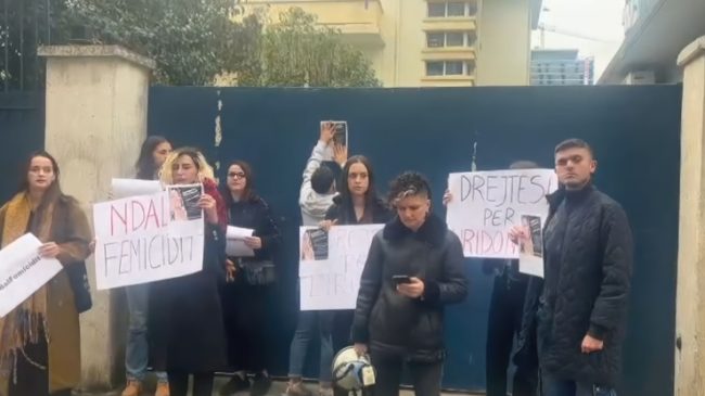 Vrasja e Liridona Ademaj, protestë në Tiranë