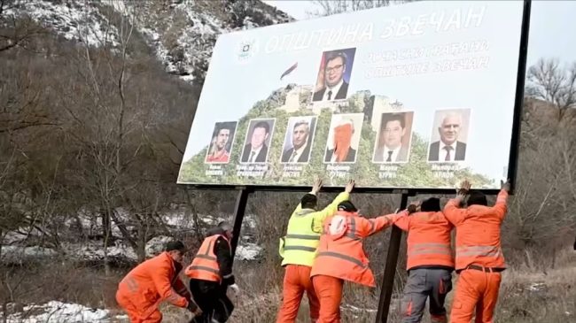 Kosova ndalon reklamat për Vuçiç dhe Putin