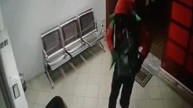 Grabiti me armë lodër këmbimin valutor në&hellip;