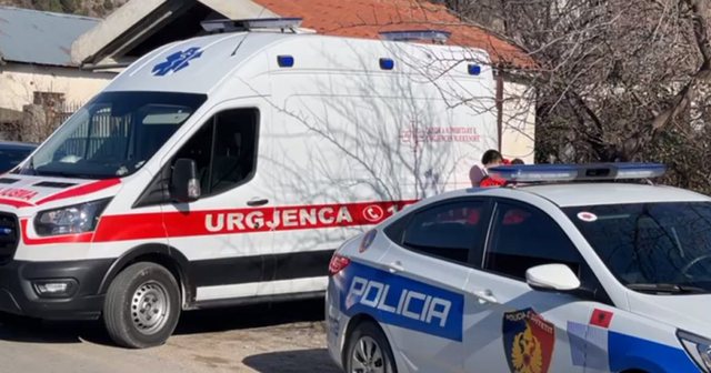 Gruaja gjen bashkëshortin të pajetë në shtëpi,&hellip;