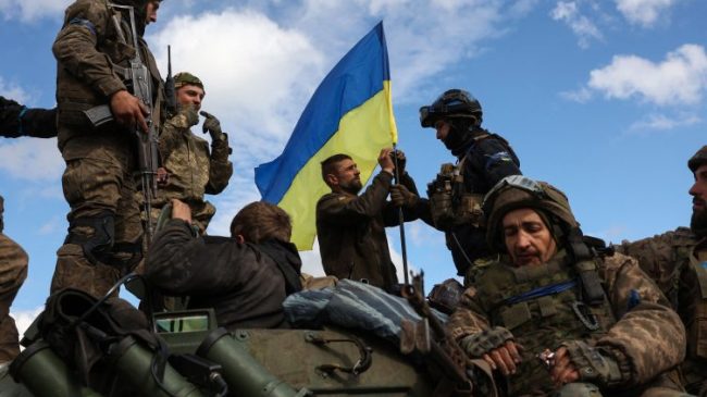 Rusia sulmon gjatë natës Ukrainën, Zelensky: Tërhiqemi…