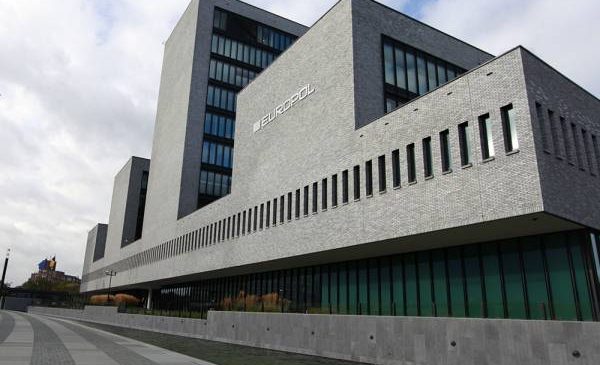 Skandal në Europol, zhduken dosjet e zyrtarëve…