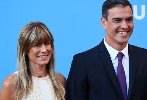 Gruaja nën hetim për korrupsion, kryeministri spanjoll…