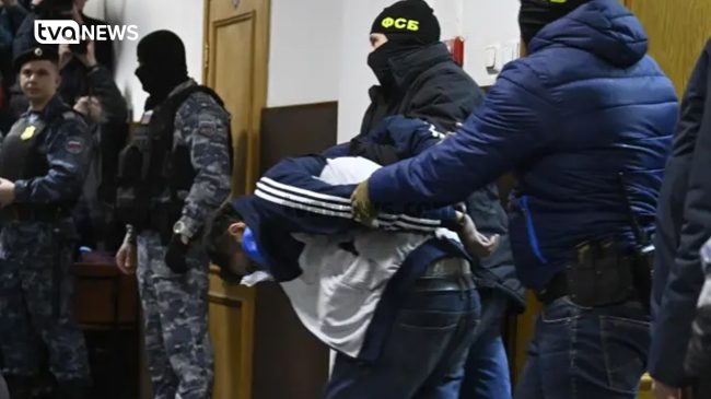 Rusia arreston tre të dyshuar të tjerë&hellip;