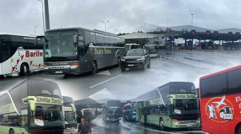 Serbia bllokon autobusët e Kosovës në kufij…