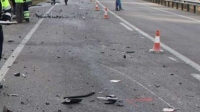 Vdes një person në një aksident trafiku&hellip;