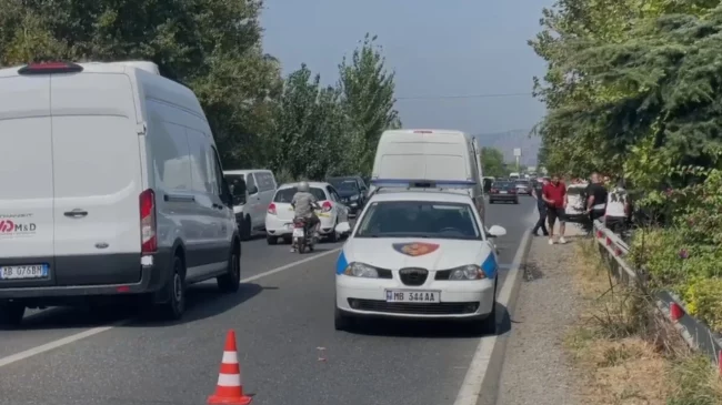 Aksident i katërfishtë në aksin Lezhë-Milot, disa&hellip;