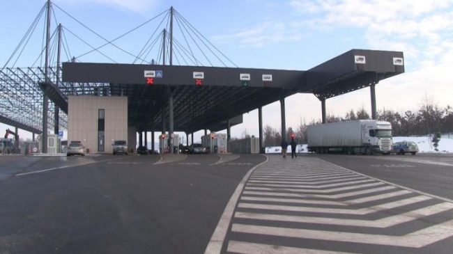 Nuk ka kolona në pikat kufitare