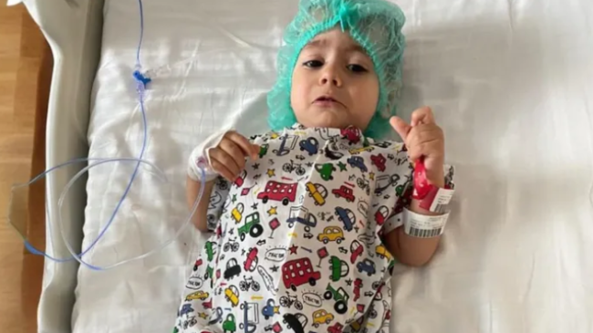 Gjergji është diagnostifikuar me tumor, familja kërkon&hellip;