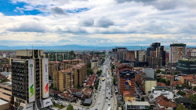 Grabitet një market në Prishtinë, të dyshuarit&hellip;