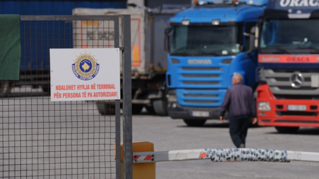 Parandalohen dy tentime për kontrabandë, sekuestrohen mallra&hellip;