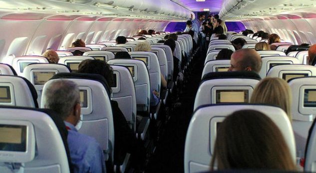 Pas 5 orësh pritje në aeroplan, anulohet&hellip;