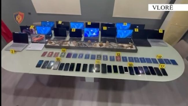 Vlorë/ Katër persona të huaj trafikonin qytetarë&hellip;