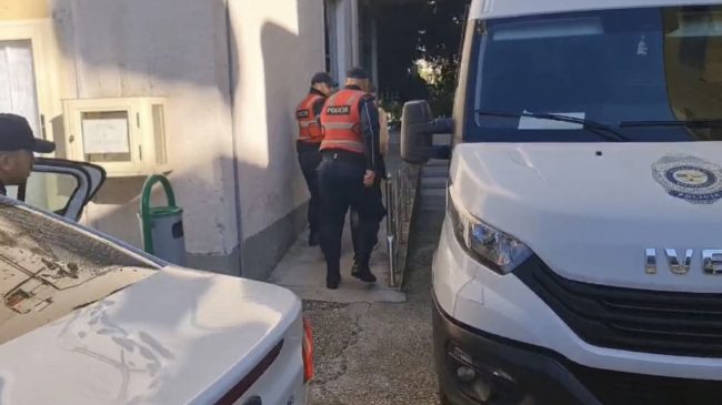 Plagosi bashkëmoshatarin në shkollë, 17-vjeçari: “Kam ankth,&hellip;