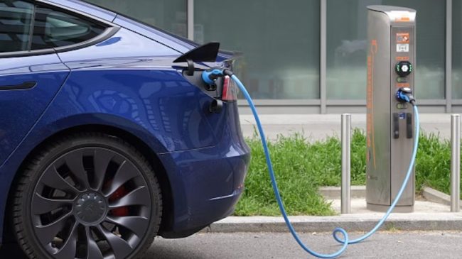 Austria ndalon subvencionet për makinat elektrike dhe&hellip;