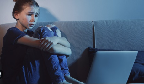 Pornografia online dëmton rëndë në sjelljen e&hellip;