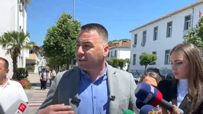 Prindërit protestojnë për helmimin e fëmijëve në&hellip;