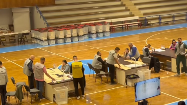 Në Korçë, Berat dhe Vlorë përfundon numërimi,&hellip;