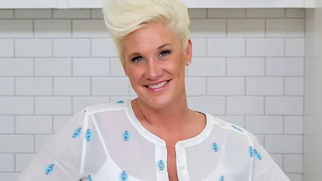 Ndahet nga jeta Anne Burrell, ylli i&hellip;