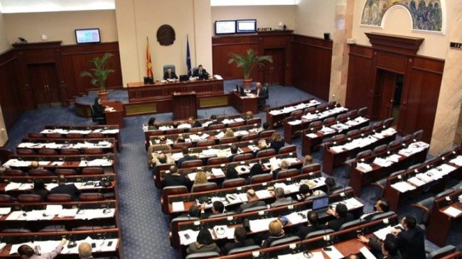 Refuzohen dhjetëra propozim ligje të LSDM-së, Elmi&hellip;