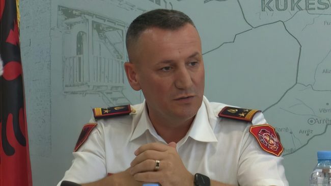 Zjarret përvëlojnë vendin, Drejtori i Zjarrfikësve: Nuk&hellip;