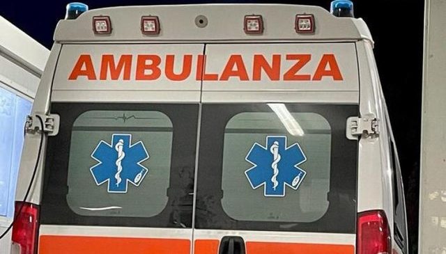 Përleshen fizikisht anëtarët e dy familjeve shqiptare&hellip;