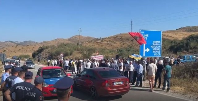 Banorët e fshatrave të lumit të Vlorës&hellip;