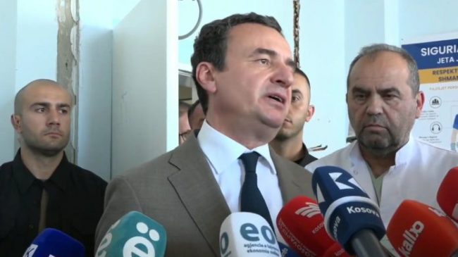 Kurti-gazetares: Ju thuani pronarit tuaj t’ia kthejë&hellip;