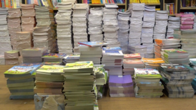 Prindërit kërkojnë që librat shkollorë të shpërndahen&hellip;