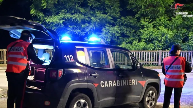 Shqiptarët dhunojnë brutalisht italianin dhe i grabisin&hellip;