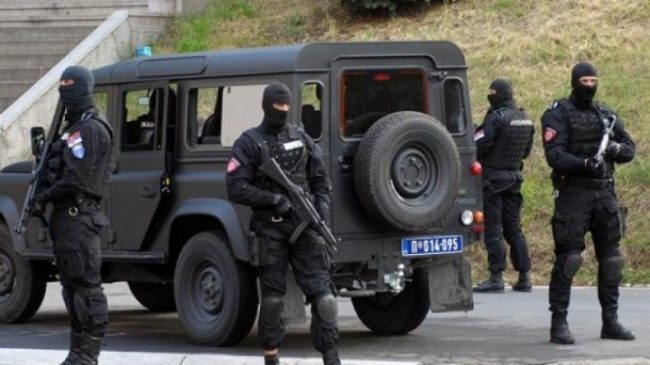 Dyshohet se xhandarmëria serbe u fut brenda&hellip;