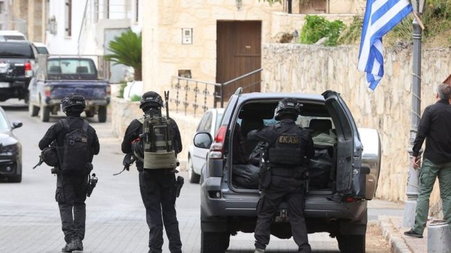 Përgjaket Kreta, tre të vdekur dhe 12&hellip;
