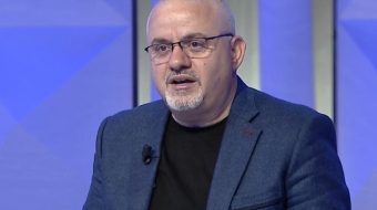 Greqia shpall “non grata” gazetarin Artan Hoxha