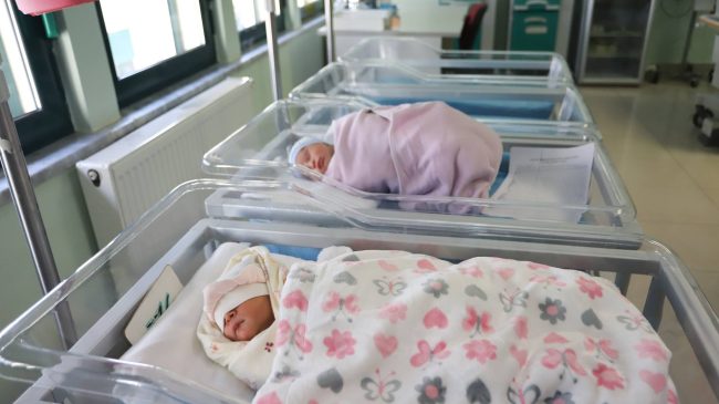 Rënia e lindjeve godet Shqipërinë: Ballkani drejt&hellip;