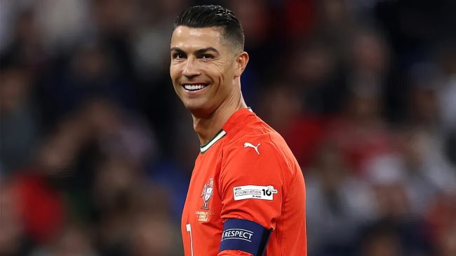 Ronaldo e qartëson: Nuk lë futbollin pa&hellip;