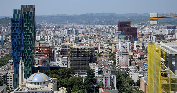 Kleringu po mbyt industrinë e tullave në&hellip;