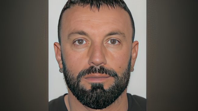 “Këtu janë armiqtë e mi, më çoni&hellip;