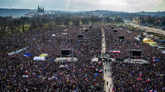 400 mijë çekë dalin në protestë: Kundër&hellip;