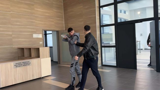 Mossi para gjykatës, reperi dënohet me një&hellip;