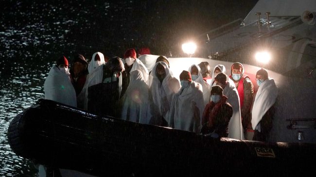 Tragjedi në Mesdhe: Përmbyset varka me emigrantë,&hellip;