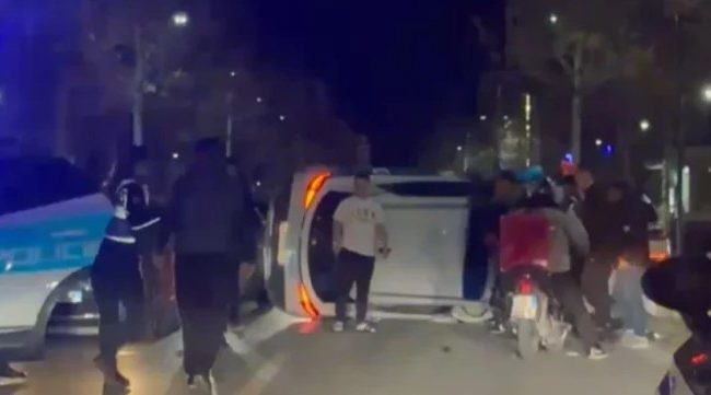 Po arratisej, 15-vjeçari vlonjat përmbys mjetin e&hellip;