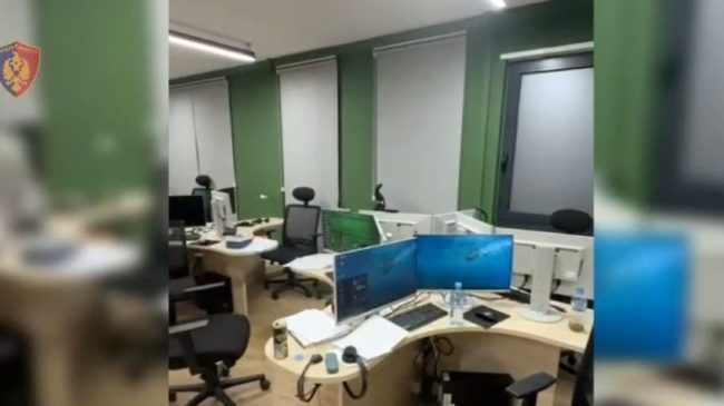 Goditet rrjeti i call center-ave, 50 milionë&hellip;