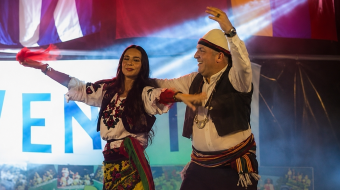 Haklajt ndezin Sanremon me tupanat shqiptare