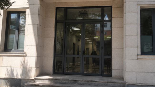 Ish-punonjësit e Gjendjes Civile në Kukës: “Na&hellip;
