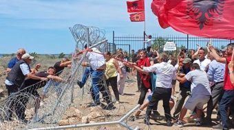 Banorët e Rrjollit në protestë sot kundër&hellip;
