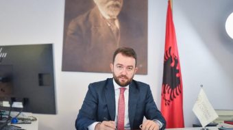 Hakmarrja! Gjokuta u arrestua pasi hetoi pastrimin&hellip;