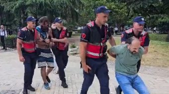Protesta te Kuvendi, Policia arreston Goxhajn dhe&hellip;