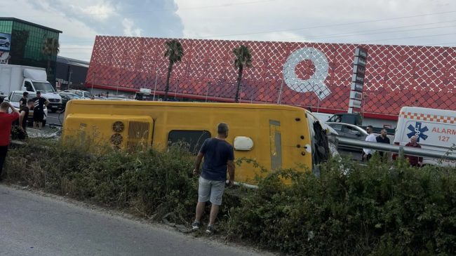 Aksidenti në autostradë: 5 të plagosur lënë&hellip;
