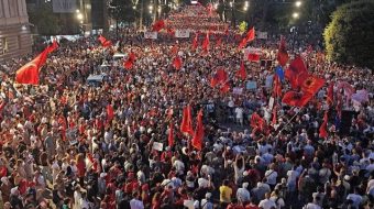 Protesta e 62-të kundër qeverisë, qytetarët zbresin&hellip;